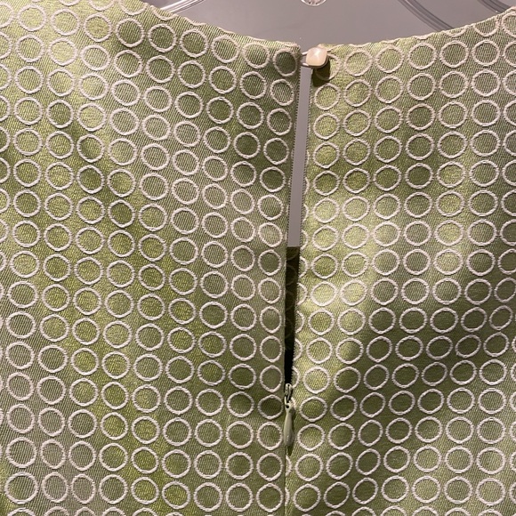 Henry Lee 2-Pc Dress Suit, Light Lime, Straight Line, 3/4 Sleeves, size 10P - Picture 13 of 16